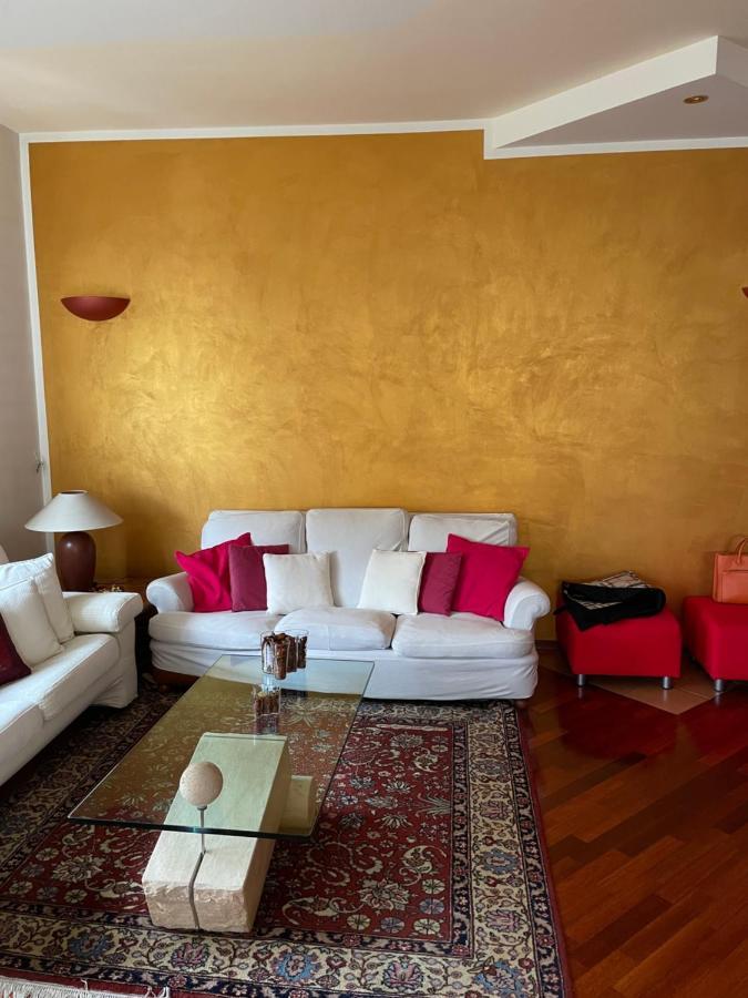 Zen Apartment Located In Turin Pre Hill エクステリア 写真